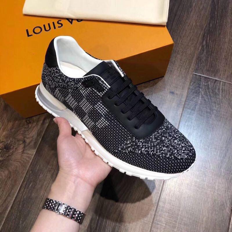 Louis Vuitton Sneaker Run Away Black & White